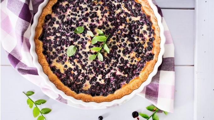  Makanan penutup yang terkenal paling di Finlandia - Blueberry Pie. Foto - Yandex. gambar