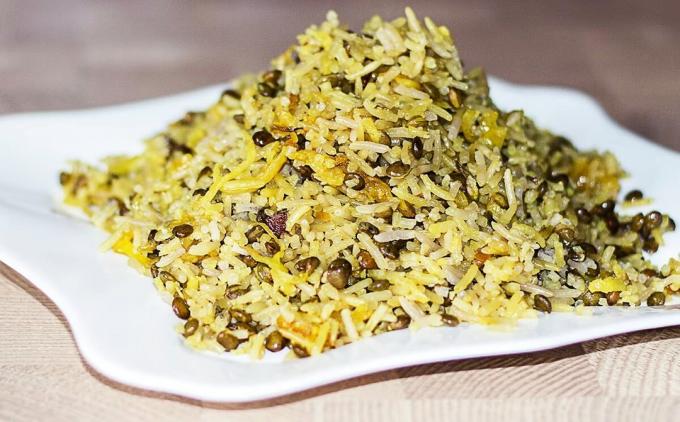beras Madzhadra dengan lentil