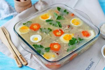 Aspic ayam dengan gelatin