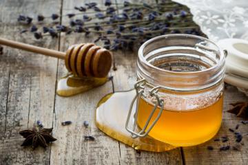 Seluruh kebenaran tentang madu: Madu adalah mungkin untuk memiliki setiap hari?
