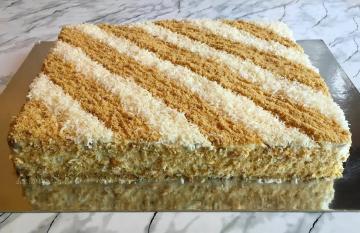 Cake pastry dengan custard