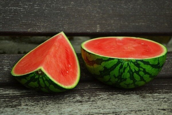 Hindari minum terlalu banyak semangka untuk penyakit ginjal. (Foto: Pixabay.com)