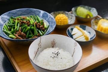 Cara memasak nasi untuk lauk bahwa dia meninggalkan tidak lebih buruk daripada Jepang