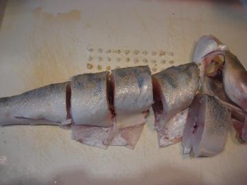 Ikan yang tepat di aspic dari film "Ironi Takdir." Hippolyte dari ikan tersebut tidak akan ditolak.
