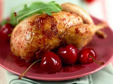 Ayam yang direndam dalam cherry: Holiday Resep