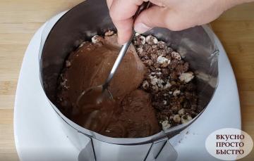 Cepat dan mudah untuk mempersiapkan kue coklat yang disiapkan tanpa oven