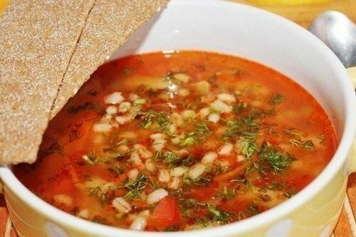 bubur gandum dapat ditambahkan ke dalam sup, dan dapat dimakan sendiri dengan sendok