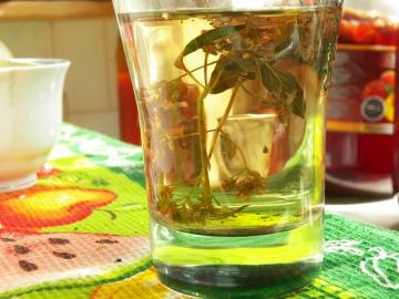 Kebanyakan teh herbal wangi untuk kesehatan wanita